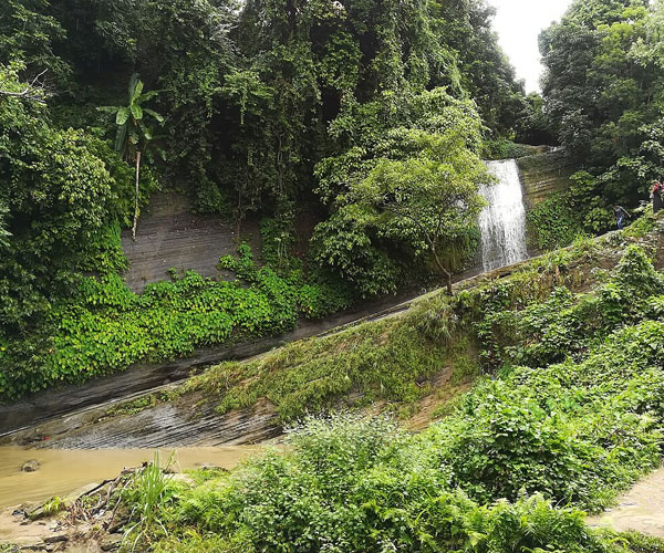 রিছাং ঝর্ণা: খাগড়াছড়ির এক প্রকৃতির মাধুর্য